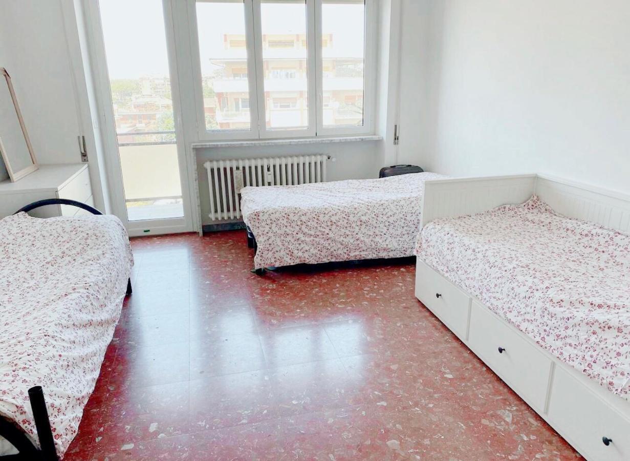 Female Dormitory For Only Female Panzió Róma Kültér fotó